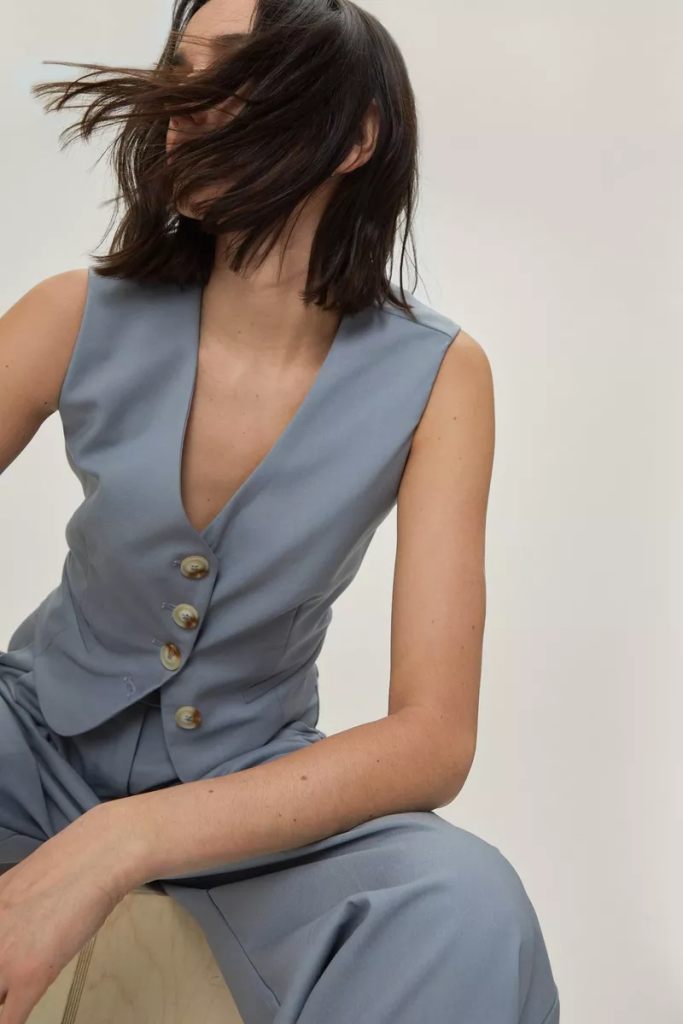 Twill Single Breasted Cropped Vest Nasty Gal