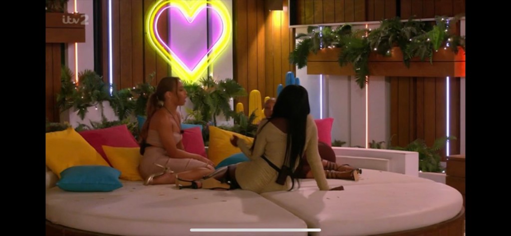 Love Island viewers loving Indiyah Polack and Summer Botwe joining forces after watching Dami Hope’s three-way kiss in Casa Amor before explosive row Dami’s antics in Casa Amor were exposed during Mad Movies.