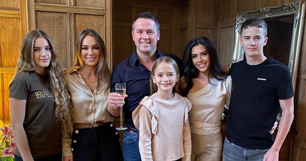 Michael Owen and daughter Gemma with family