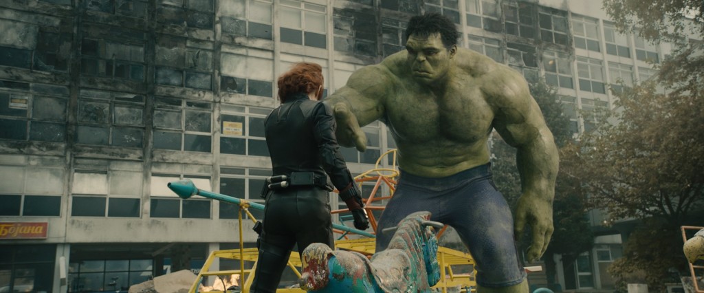 Marvel's Avengers: Age Of Ultron L to R: Black Widow (Scarlett Johansson) and Hulk (Mark Ruffalo) Ph: Film Frame ?Marvel 2015