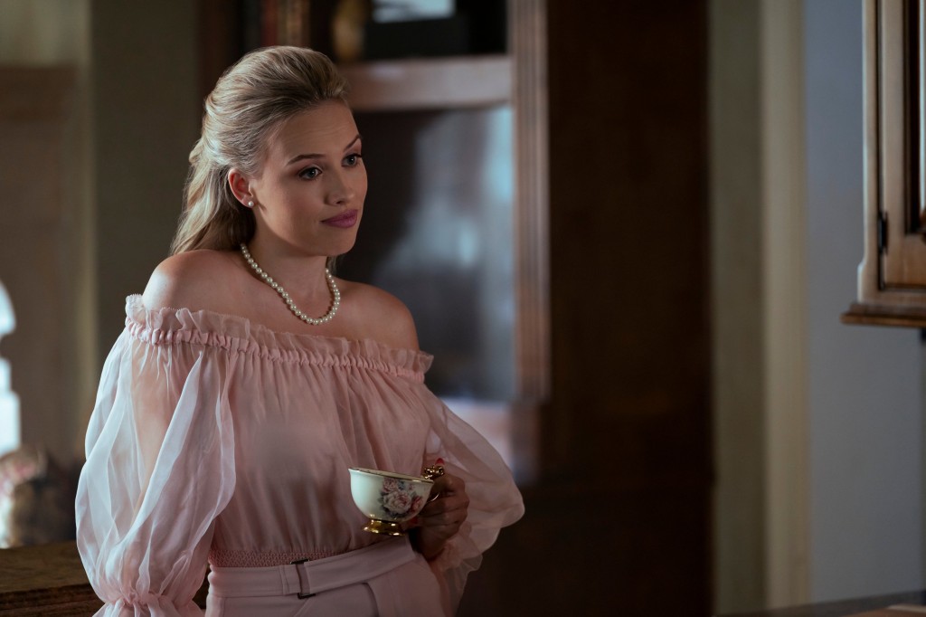 First Kill. Gracie Dzienny as Elinor Fairmont in episode 103 of First Kill. Cr. Brian Douglas/Netflix ?? 2022