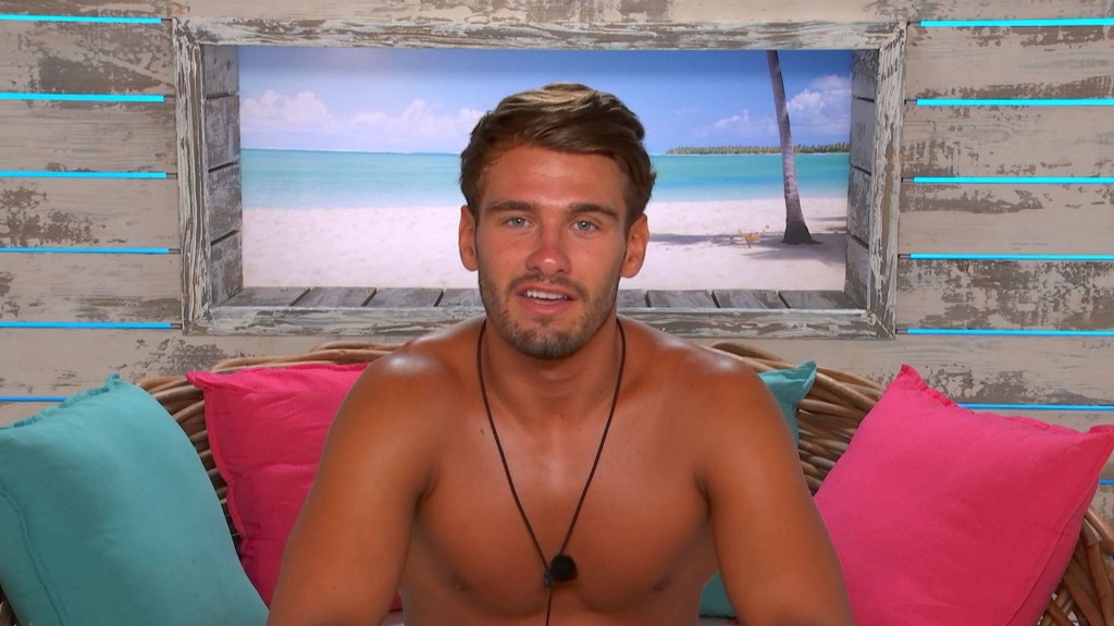 Editorial Use Only. No Merchandising. No Commercial Use. Mandatory Credit: Photo by ITV/REX/Shutterstock (13025341a) Jacques O'Neill in the beach hut. 'Love Island' TV show, Series 8, Episode 35, Majorca, Spain - 10 Jul 2022 Tasha gives Andrew his ring back. Dami opens up to Indiyah. Jacques tries to win Paige back. Have Josh and Danica lost the spark? The islanders find out the public have been voting.