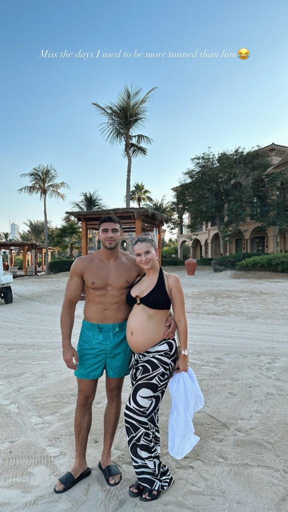 Molly-Mae and her bare baby bump and Tommy Fury