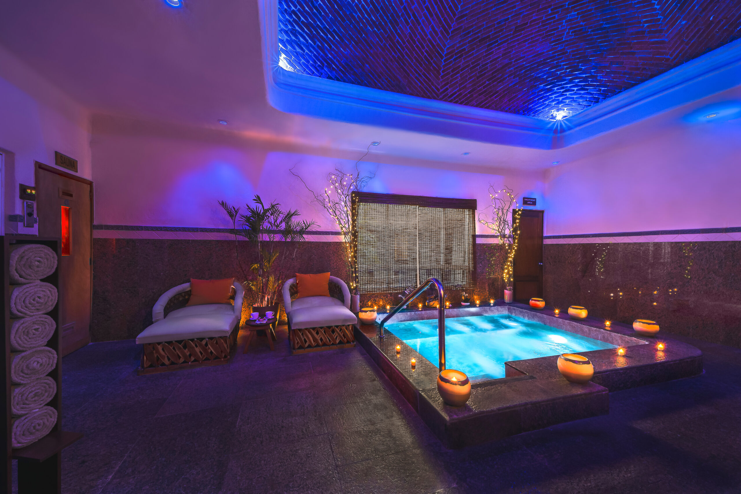 Desire Riviera Maya Pearl room with pool