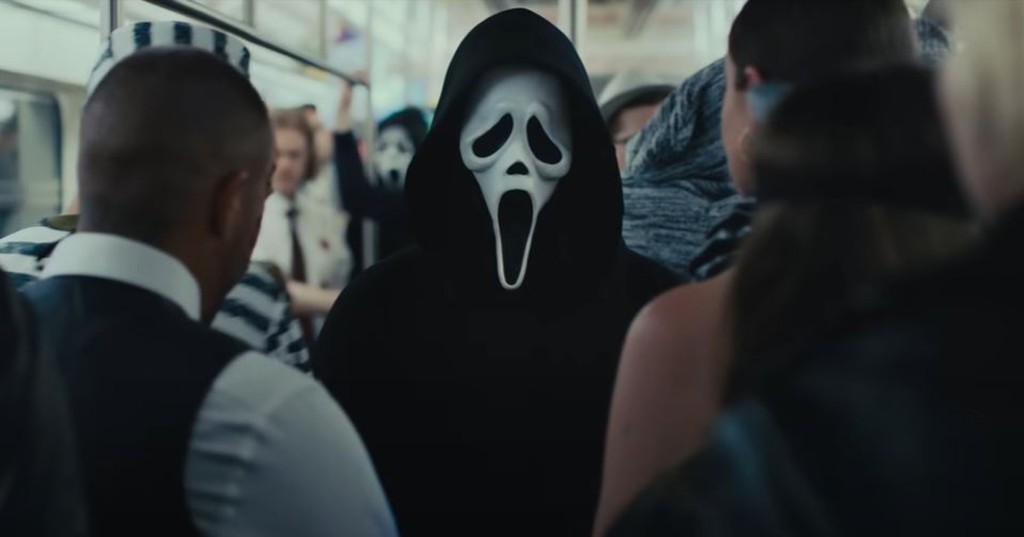 Scream 6 star Courteney Cox had no idea who Ghostface was as she teases scary sequel