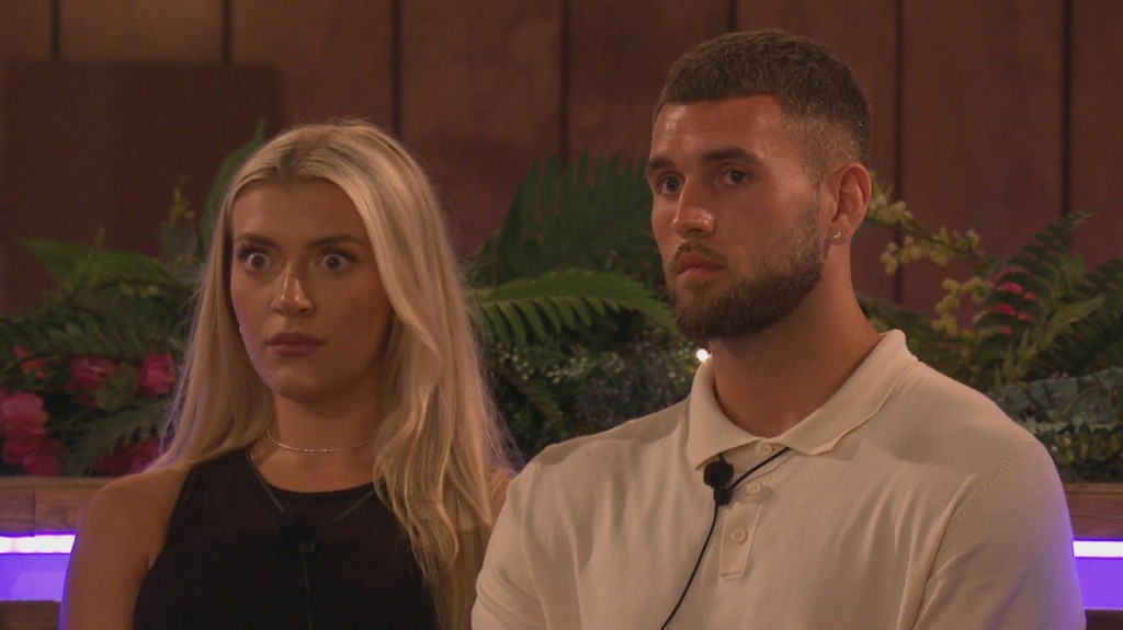 Editorial Use Only. No Merchandising. No Commercial Use. Mandatory Credit: Photo by ITV/Shutterstock (13981556ax) Molly Marsh and Zachariah Noble react. 'Love Island' TV show, Series 10, Episode 19, Majorca, Spain - 23 Jun 2023 Montel and Leah Head to the Terrace the Girls Are Treated to a Spa Day Kady Mcdermott Makes Dramatic Return to the Villa Biggest Twist in Love Island History as Kady Has a Shocking Decision to Make Montel and Leah Head to the Terrace