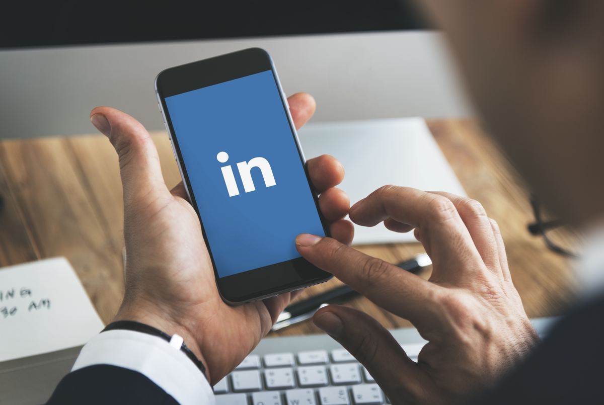Common LinkedIn Typing Errors That Might Be Keeping You From Landing a New Position Are you guilty of making these common faults?