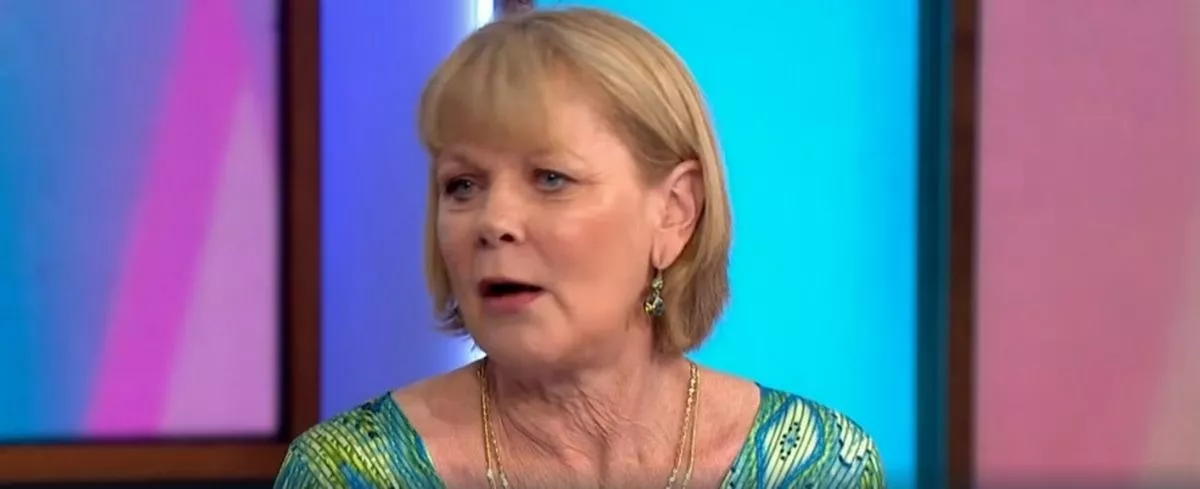 007 star Samantha Bond responds to concerned fans after she’s spotted ‘shaking’ on Loose Women Samantha Bond responded on Twitter to fans who expressed worry about the actress's health after she looked to'shake' during her Loose Women appearance on Monday.