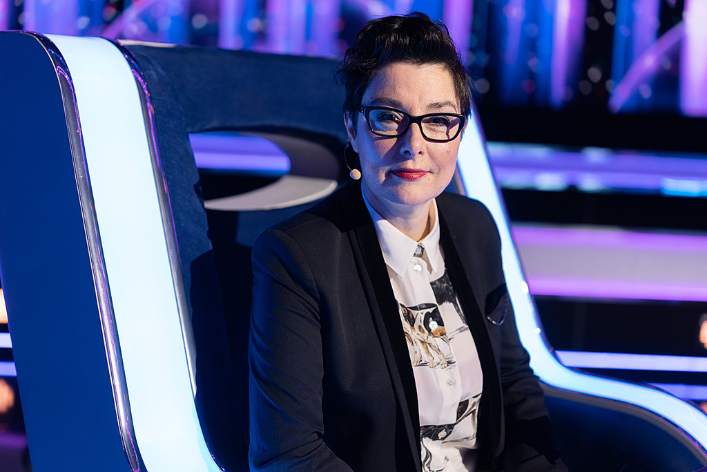 Sue Perkins ‘infuriated’ over heartbreaking side-effects of benign brain tumour Sue Perkins, the former Great British Bake Off host, has recounted the sad side effects of her benign brain tumour, which have left her "infuriated."