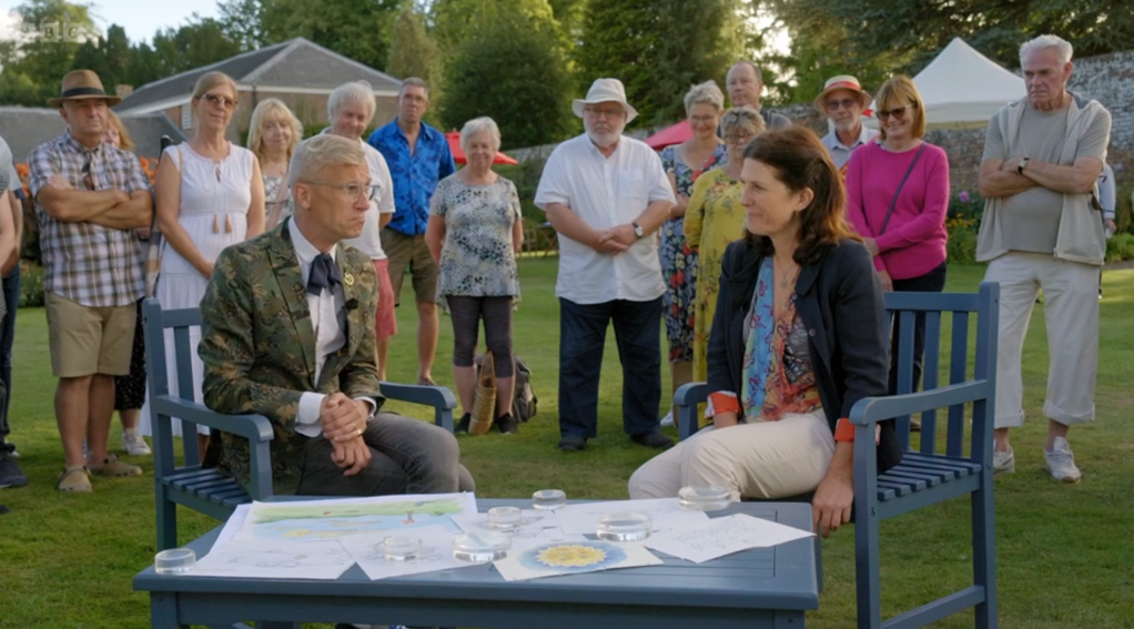 Antiques Roadshow guest Lucy and expert Mark Hill