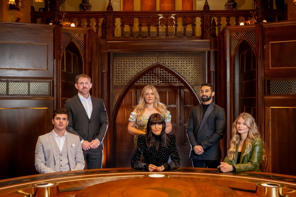 Harry, Andrew, Evie, Claudia Winkleman, Jaz and Mollie on The Traitors